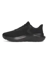 Championes de running Under Armour Charged Rogue 5, color negro con logo de la marca en el lateral.