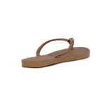 Chancletas Havaianas Slim color marrón con tiras finas.