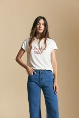 Jean wide leg de tiro medio color negro, confeccionado en denim cotton spandex.