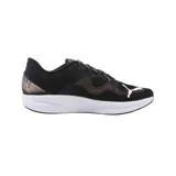 Championes Puma Redeem Profoam para dama, color negro con detalles en rosa y blanco.