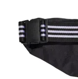 Riñonera Adidas Originals modelo Adicolor Wb, color negro, con el logo del trébol (Trefoil) en blanco estampado en el frente. Presenta un compartimento principal con cierre de cremallera.