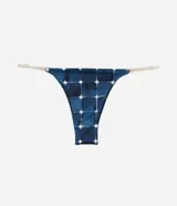 Bikini con corpiño triangular con estampa aquarelada y bombacha colaless con laterales dobles de cordón elástico.