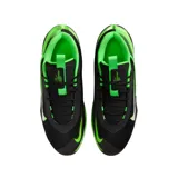 Championes Nike G.T. Jump Academy negros con detalles en verde y blanco. Cuentan con dos capas de espuma apilada en la media suela y un talón curvado. El upper texturizado es estructurado y transpirable.
