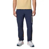 Pantalón largo de hombre Columbia, modelo Challenger Windbreak, color azul marino con detalles en naranja y bolsillo con cierre en el muslo.