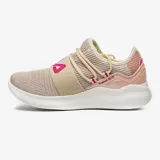 Championes Fila Trend 2.0 color beige con detalles en rosa y suela blanca.