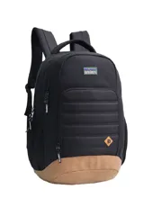 Mochila negra con base marrón, tiras regulables, porta botellas, bolsillos frontales y organizador interno.
