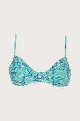 Top de bikini con estampado floral en tonos celeste, turquesa y blanco. Diseño bandeau con escote corazón, breteles finos regulables y lazos ajustables en la espalda.