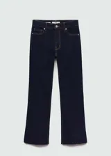 Pantalón de jean azul oscuro, de tiro alto, corte crop y acampanado. Cuenta con cierre de cremallera y botón, trabillas, cinco bolsillos y tejido elástico.