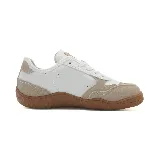 Zapatillas urbanas Paddock Extremes color beige, con suela texturizada y cordones.