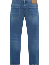 Pantalón de jean recto de tiro medio, color azul claro con efecto de lavado y cinco bolsillos.