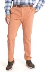 Pantalón chino verde militar de corte recto con tecnología Natural Flex.