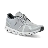 Championes urbanos On Running Cloud 5, color gris con detalles en blanco.