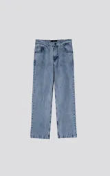 Pantalón de denim celeste con lavado clásico, cinco bolsillos y corte wide leg.