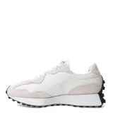 Championes New Balance 327 de hombre, color blanco con detalles en negro. Capellada en gamuza y nylon, suela exterior con patrón tipo trail y logo “N” sobredimensionado.