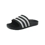 Chancletas Adidas Adilette Aqua negras con tres tiras blancas horizontales en la parte superior.