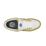 Championes Etnies Aurelien color blanco y amarillo ocre, con logo de la marca en el lateral.