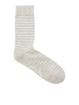 Pack de cinco pares de medias deportivas de algodón con ajuste cómodo. Diseño básico a rayas y lisas, confeccionadas en tejido liviano y elástico.