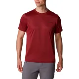 Remera deportiva Columbia Hike Crew color borgoña, de corte clásico y manga corta, con logo estampado en el pecho. Confeccionada en poliéster con tecnología Omni-Wick para absorción de la humedad y control de olores.