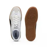 Championes Puma Army Trainer, color negro con detalles en blanco y suela color caramelo.