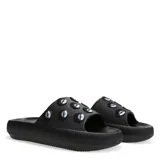 Chanclas negras con apliques de ojos en la tira superior.