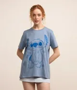 Remera celeste de algodón con estampado de Stitch en color azul.