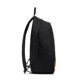 Mochila negra Caterpillar Tokyo Urban con logo estampado en el frente, correas ajustables de malla, dos bolsillos laterales de malla y compartimento trasero acolchado para laptop.
