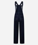 Mono jeans modelo peto confeccionado con algodón más sostenible. La prenda tiene piernas rectas, breteles anchos ajustables, bolsillo en el pecho y costuras contrastantes.