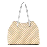 Bolso de hombro Guess modelo Vikky II, color blanco con rayas horizontales color beige. Incluye un monedero blanco con cierre y logo de Guess.