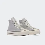 Championes Converse Chuck Taylor All Star Lift Platform color gris, de caña alta y plataforma blanca con línea negra.