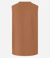 Musculosa blanca de algodón con cuello redondo y corte clásico.