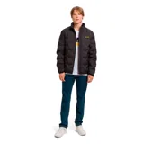 Chaqueta negra Caterpillar con cierre frontal, bolsillos laterales y logo de la marca en el pecho.