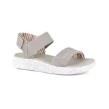 Sandalia Skechers Bobs Summer Skipper para mujer, color beige, con capellada de lona acolchada, tira ajustable en el talón y plantilla acolchada Skechers Plush Foam.