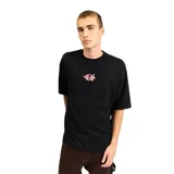 Remera negra de manga corta con cuello redondo y logo Billabong estampado en el pecho.