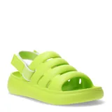 Sandalias de goma color amarillo limón, con diseño de tiras horizontales y ajuste elástico en el talón.