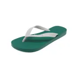 Ojotas de goma verde con tiras finas blancas.