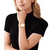 Reloj Michael Kors modelo Lennox, color dorado, con caja de acero inoxidable de 37mm, esfera blanca con números romanos dorados y pulsera de eslabones.