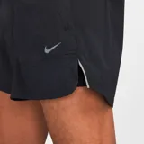 Short de running Nike Dri-Fit Adv Run Div 4" 2 en 1 para hombre, color negro con logo reflectivo en el lateral.