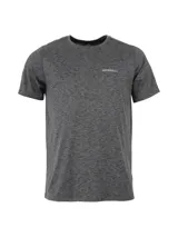 Remera gris jaspeado de manga corta con logo de la marca Merrell estampado en el pecho.