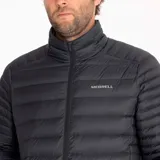 Campera negra con cierre frontal, cuello alto y logo de la marca en el pecho.
