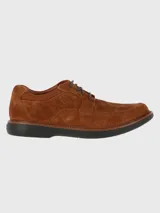 Zapato de cuero negro con cordones, suela de goma EVA y puntera redonda.