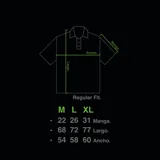 Chomba amarilla de piqué con cuello y puños negros, corte regular, bordado y aplique premium.