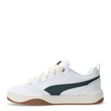 Championes urbanos Puma Park Lifestyle Street, color negro con detalles en blanco.
