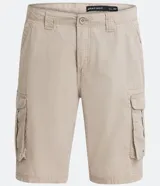 Bermuda cargo de sarga color negro, corte recto, con bolsillos laterales y traseros.