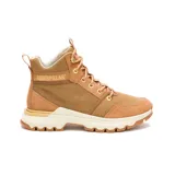 Bota Caterpillar Colorado Snkr Canvas color marrón claro, con capellada de lona y detalles en cuero. Cuenta con forro de lona suave y transpirable, plantilla de espuma EVA, suela intermedia de EVA ligera y suela de goma duradera. Incorpora tecnología CLEANSPORT NXT.