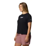 Remera blanca de algodón orgánico con cuello redondo y logo de Columbia estampado en el pecho.