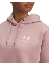 Buzo Under Armour de mujer, estilo hoodie, color rosa claro, corte cropped y logo estampado en el pecho.