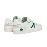 Zapatillas de hombre Lacoste, con parte superior de cuero y diseño inspirado en el tenis, combinando texturas suaves y refinadas.