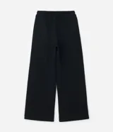 Pantalón wide leg color marrón, confeccionado en algodón con felpa. Presenta cintura elástica con cordón ajustable y bolsillos laterales.