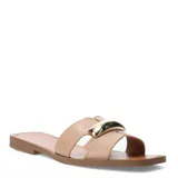 Sandalias bajas Bottero color nude con detalle de hebilla dorada.