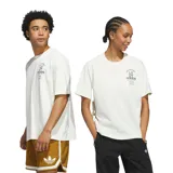 Remera Adidas Sport Design Fastbrk color blanco con estampado en el pecho.